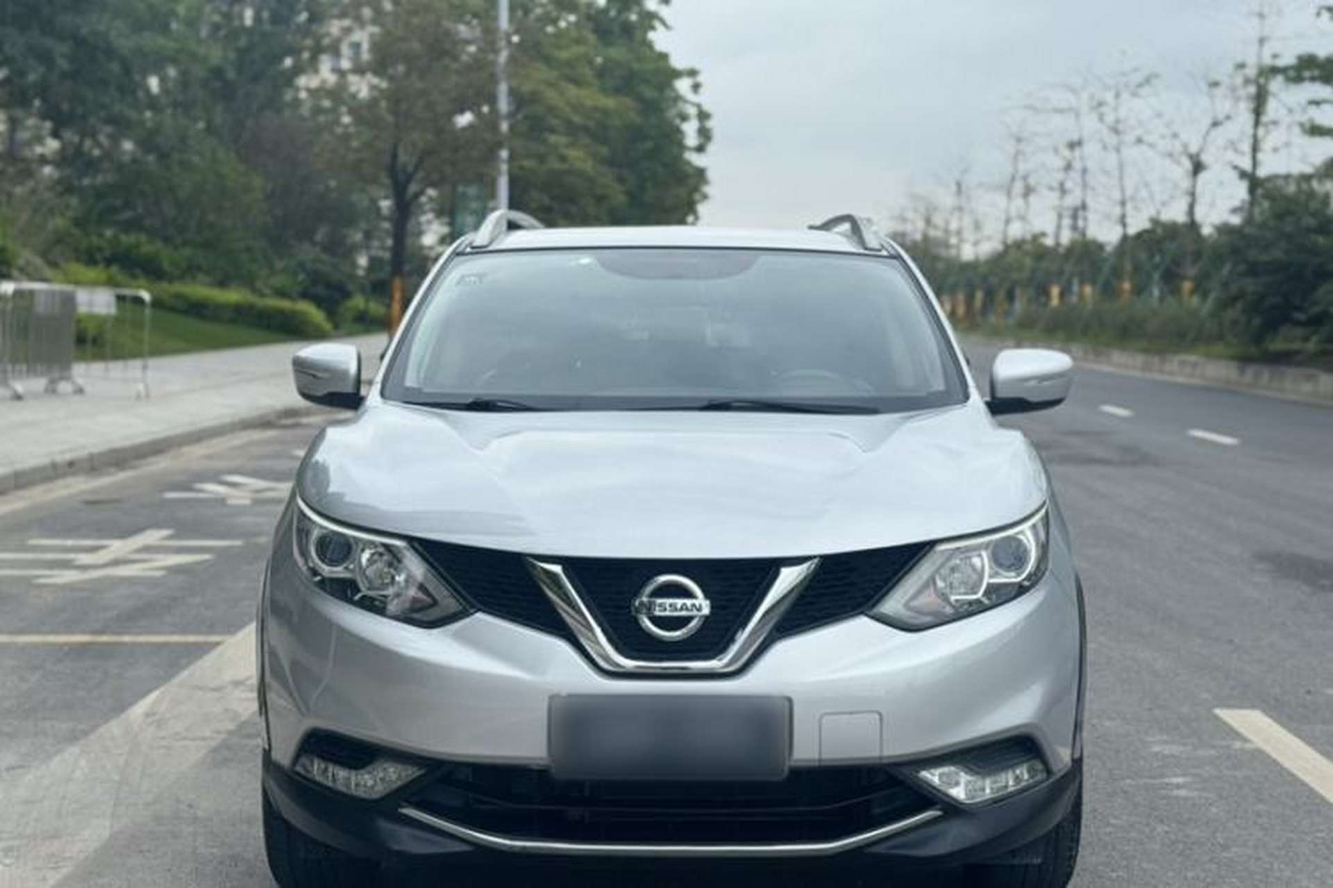 Used Nissan Qashqai 2016 2.0L CVT Elite Edition Exterior 4