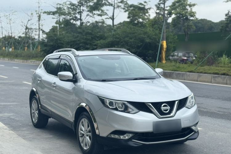 Used Nissan Qashqai 2016 2.0L CVT Elite Edition Exterior 8