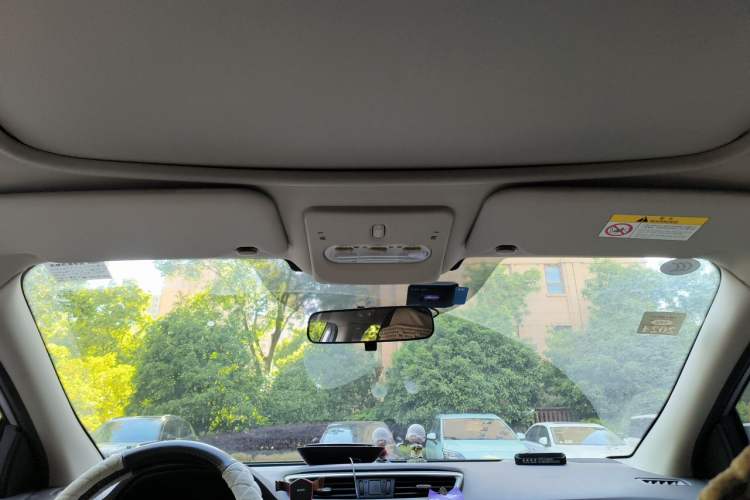 Used Nissan Qashqai 2016 2.0L CVT Deluxe Edition Headliner