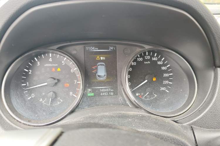 Used Nissan Qashqai 2016 2.0L CVT Elite Edition Instrument Cluster