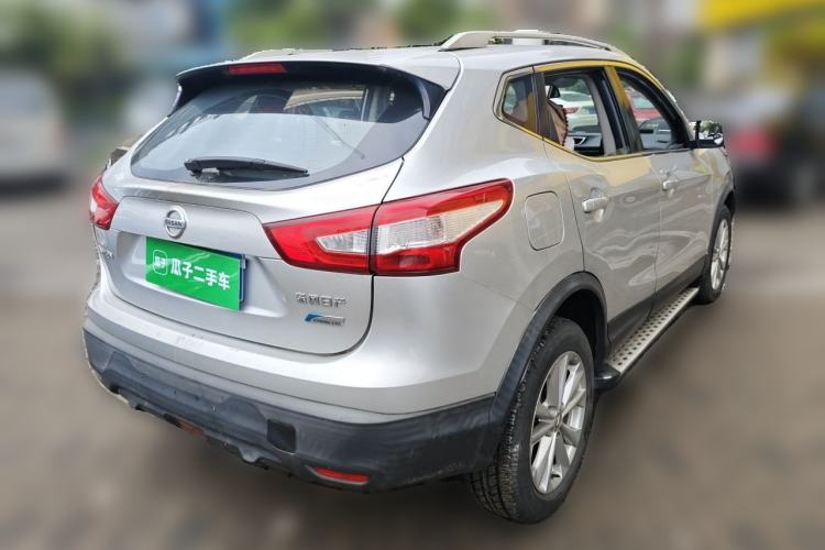 Used Nissan Qashqai 2016 2.0L CVT Elite Edition Rear Right 45 Deg