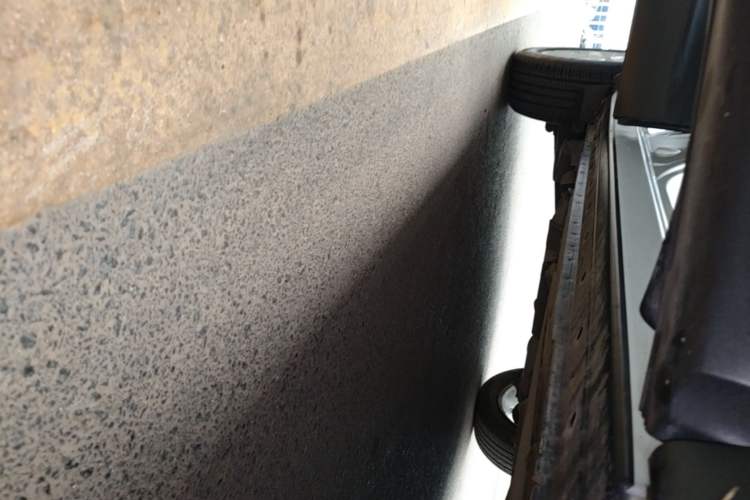 Used Nissan Qashqai 2016 2.0L CVT Elite Edition Right Side Sill