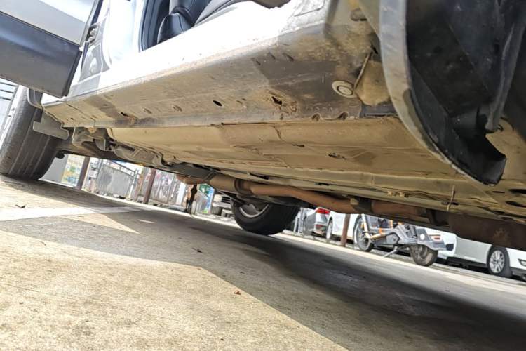 Used Nissan Qashqai 2016 2.0L CVT Elite Edition Right Side Sill