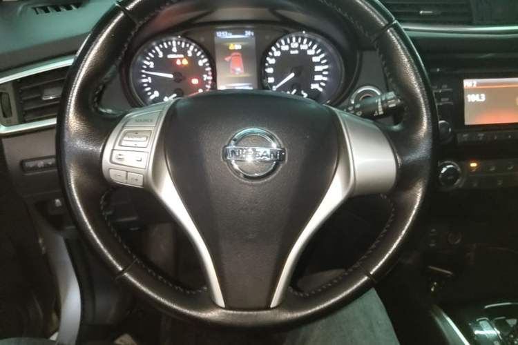 Used Nissan Qashqai 2016 2.0L CVT Luxury Edition Steering Wheel