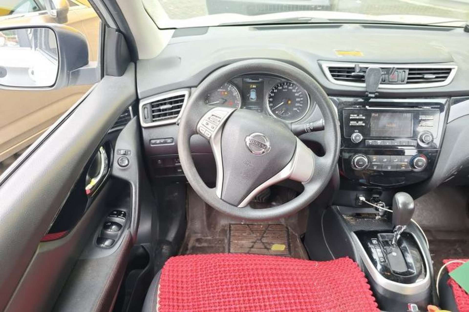 Used Nissan Qashqai 2016 2.0L CVT Elite Edition Steering Wheel
