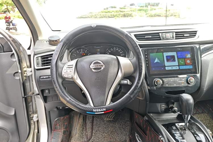 Used Nissan Qashqai 2016 2.0L CVT Elite Edition Steering Wheel