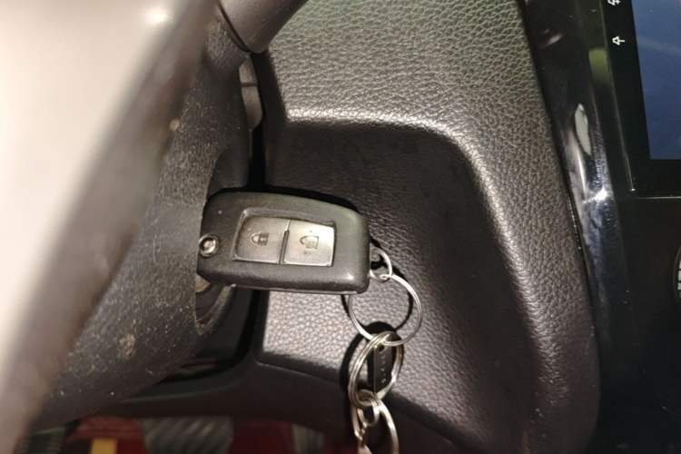 Used Nissan Qashqai 2016 2.0L CVT Elite Edition Vehicle Key