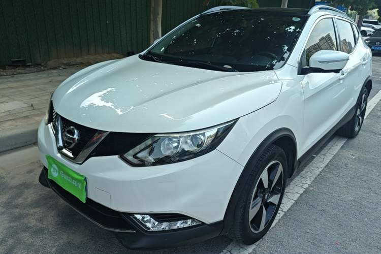 Used Nissan Qashqai 2016 2.0L CVT Luxury Edition Guazi used car, China used car export, Used car for sale, Used Nissan cars, Cheapest cars for sale