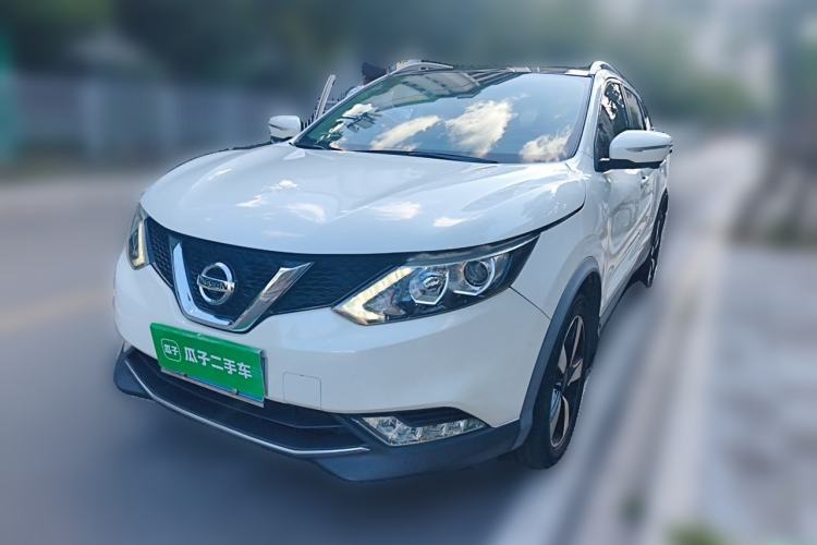 Used Nissan Qashqai 2016 2.0L CVT Luxury Edition Guazi used car, China used car export, Used car for sale, Used Nissan cars, Cheapest cars for sale