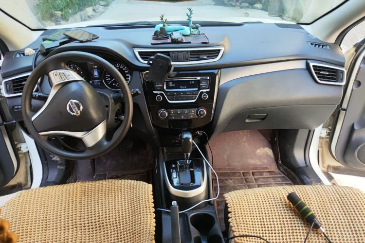 Used Nissan Qashqai 2016 1.2T CVT Fashion Edition Center Console