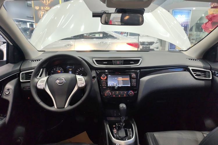 Used Nissan Qashqai 2016 2.0L CVT Flagship Edition Center Console