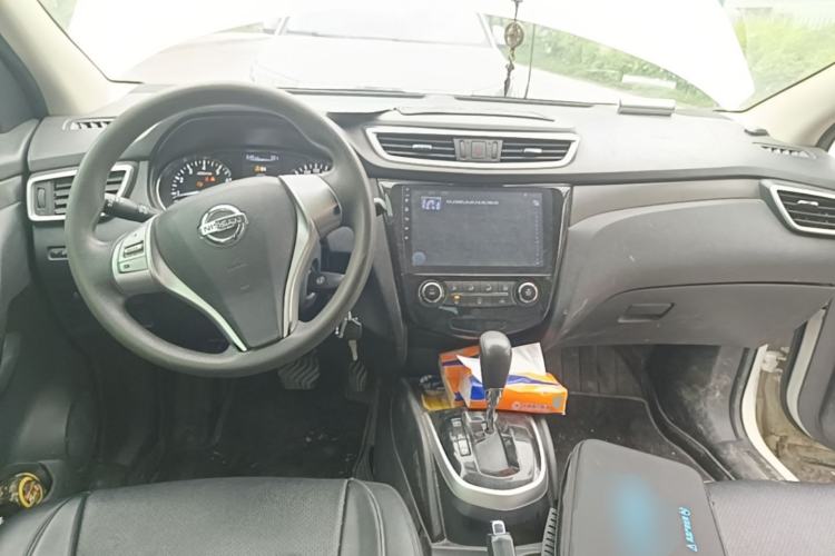 Used Nissan Qashqai 2016 1.2T CVT Fashion Edition Center Console