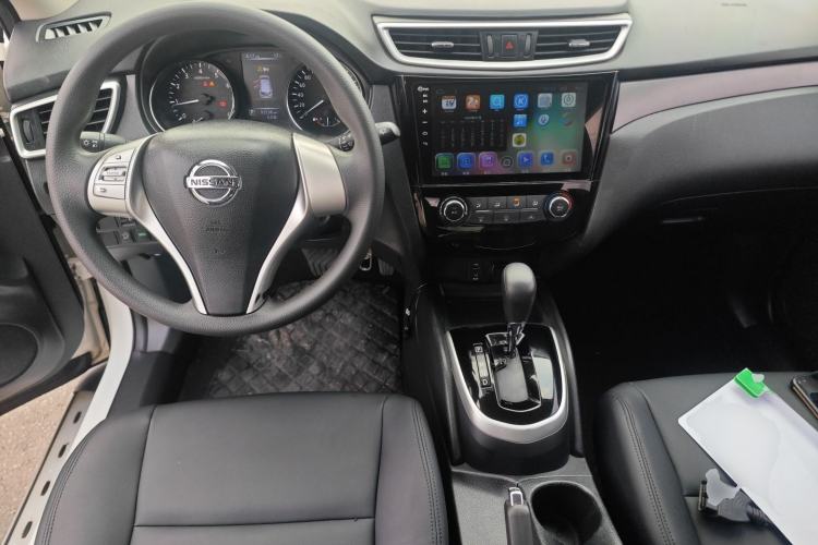 Used Nissan Qashqai 2016 1.2T CVT Fashion Edition Center Console