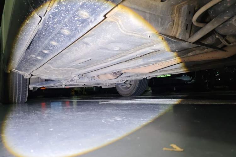 Used Nissan Qashqai 2016 2.0L CVT Elite Edition Chassis Rear Left