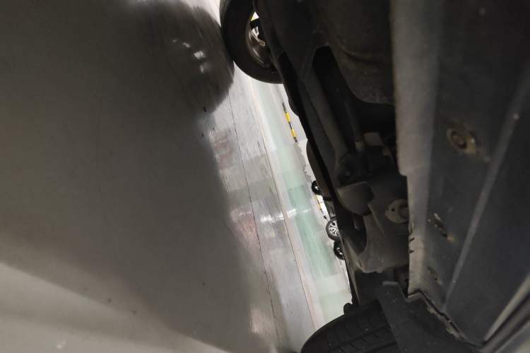 Used Nissan Qashqai 2016 2.0L CVT Elite Edition Chassis Rear Left
