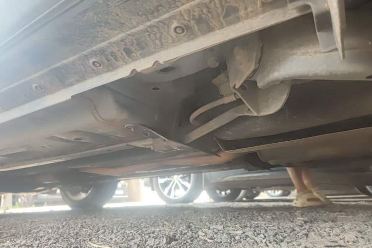 Used Nissan Qashqai 2016 2.0L CVT Elite Edition Chassis Rear Left