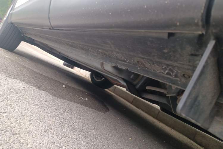 Used Nissan Qashqai 2016 2.0L CVT Elite Edition Chassis Rear Left