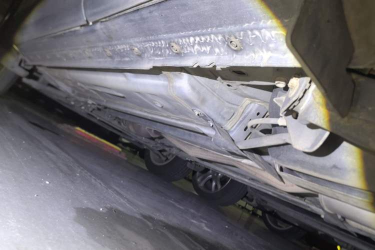 Used Nissan Qashqai 2016 2.0L CVT Elite Edition Chassis Rear Left