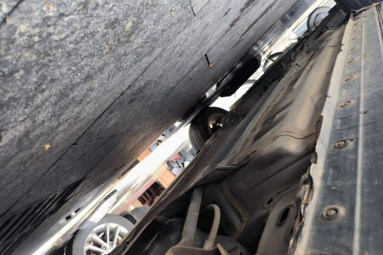 Used Nissan Qashqai 2016 2.0L CVT Elite Edition Chassis Rear Left