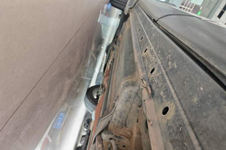 Used Nissan Qashqai 2016 2.0L CVT Elite Edition Chassis Rear Left