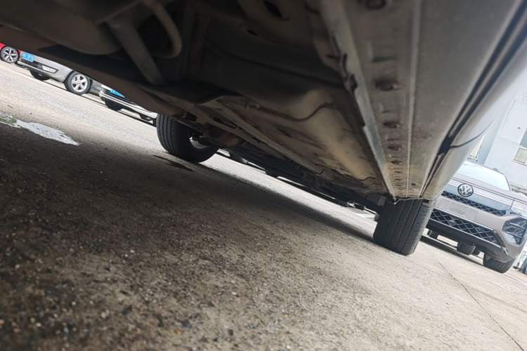 Used Nissan Qashqai 2016 2.0L CVT Elite Edition Chassis Rear Right