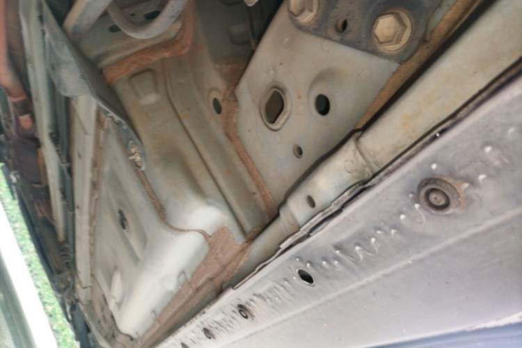 Used Nissan Qashqai 2016 2.0L CVT Elite Edition Chassis Rear Right