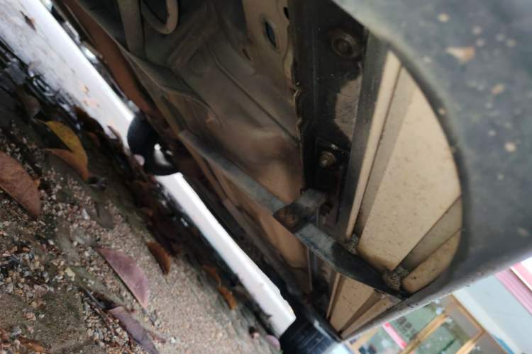 Used Nissan Qashqai 2016 2.0L CVT Elite Edition Chassis Rear Right