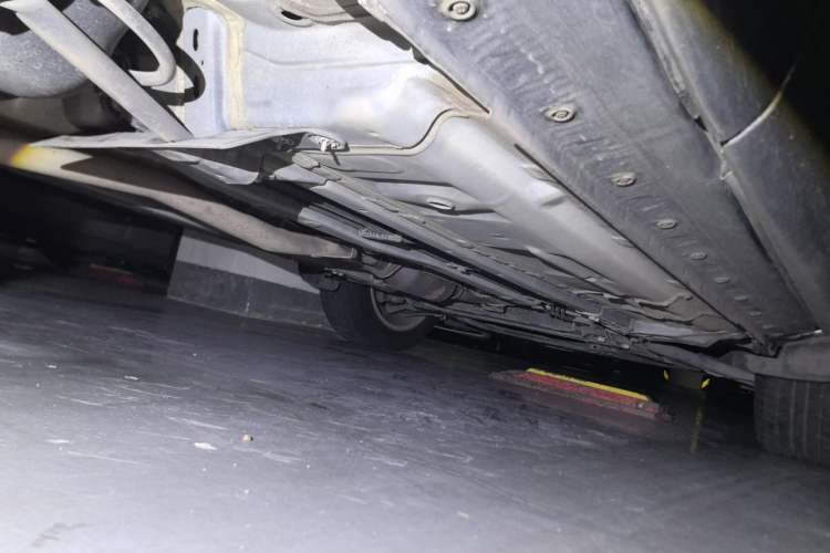Used Nissan Qashqai 2016 2.0L CVT Elite Edition Chassis Rear Right