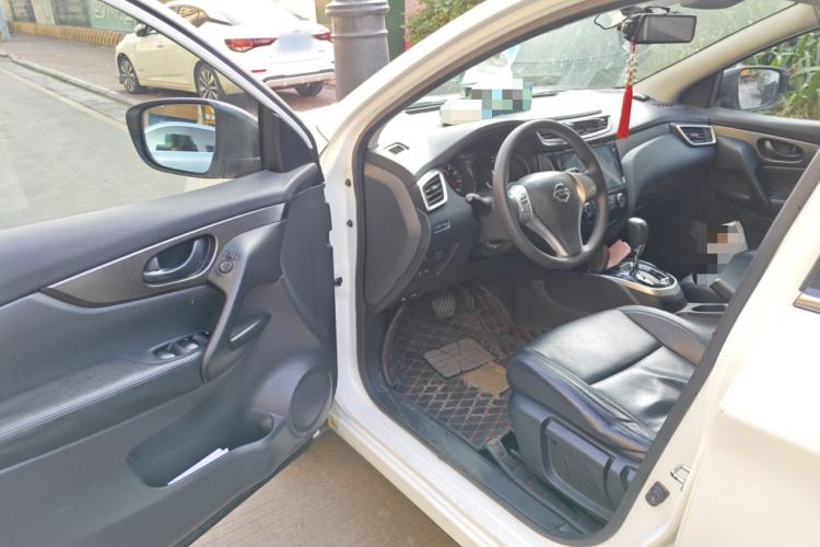 Used Nissan Qashqai 2016 1.2T CVT Fashion Edition Driver Seat