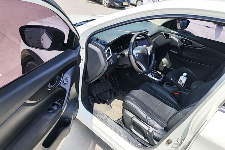 Used Nissan Qashqai 2016 1.2T CVT Fashion Edition Driver Seat