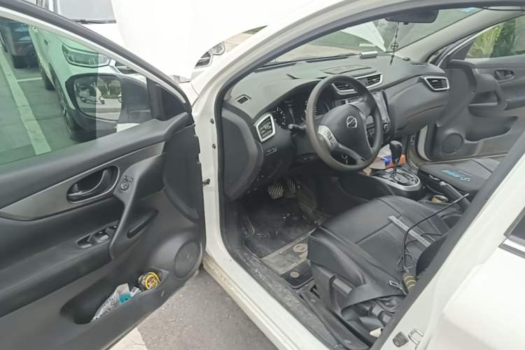 Used Nissan Qashqai 2016 1.2T CVT Fashion Edition Driver Seat