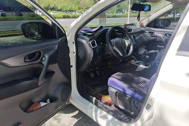 Used Nissan Qashqai 2016 1.2T Manual Fashion Edition Driver Seat