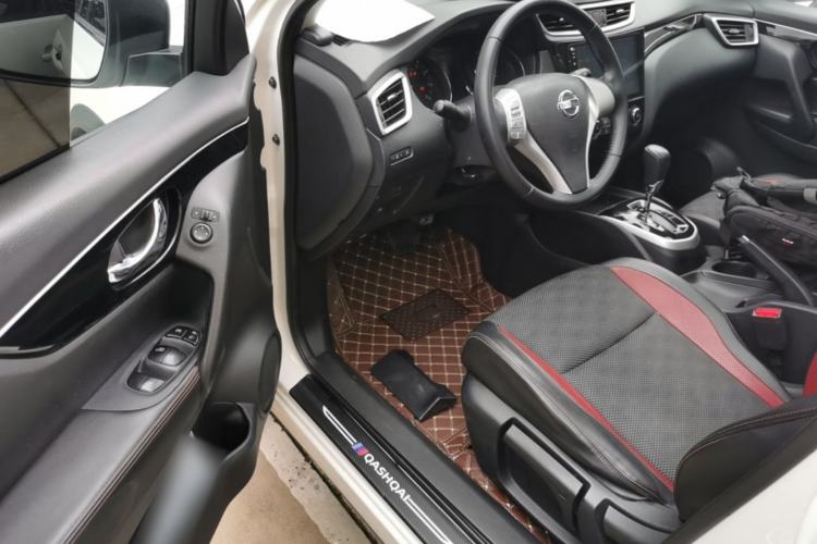 Used Nissan Qashqai 2016 2.0L CVT Luxury Edition Driver Seat