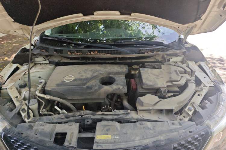 Used Nissan Qashqai 2016 2.0L CVT Elite Edition Engine Bay