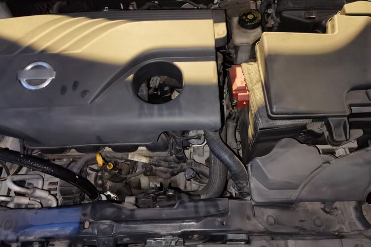 Used Nissan Qashqai 2016 2.0L CVT Luxury Edition Engine Bay