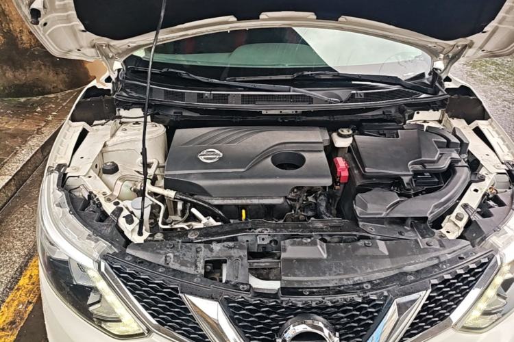 Used Nissan Qashqai 2016 2.0L CVT Luxury Edition Engine Bay