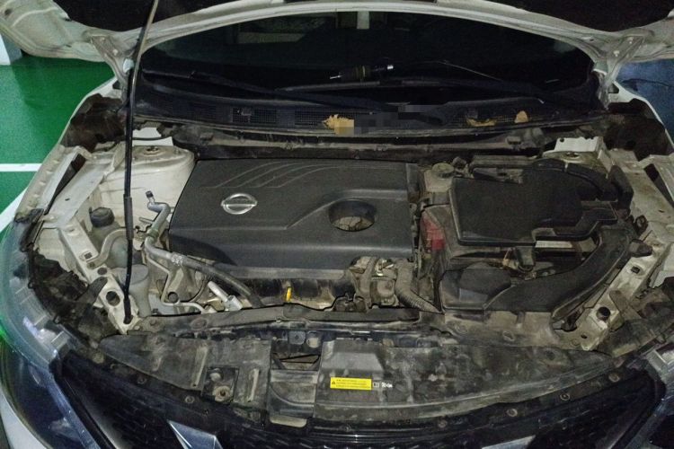 Used Nissan Qashqai 2016 2.0L CVT Luxury Edition Engine Bay