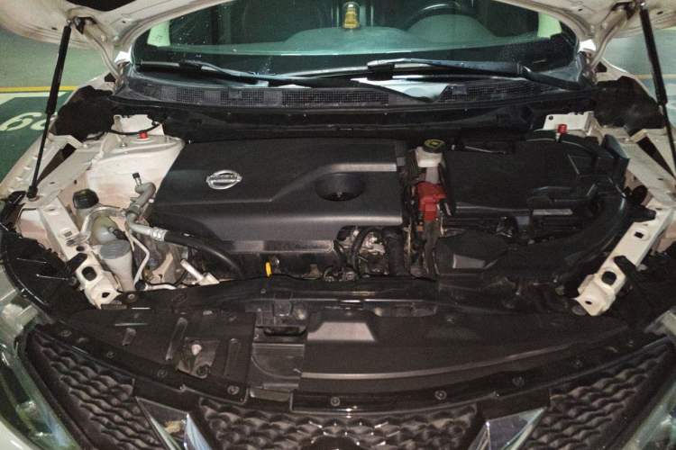 Used Nissan Qashqai 2016 2.0L CVT Luxury Edition Engine Bay