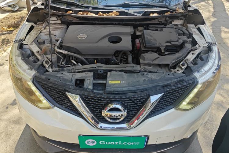 Used Nissan Qashqai 2016 2.0L CVT Elite Edition Engine Bay