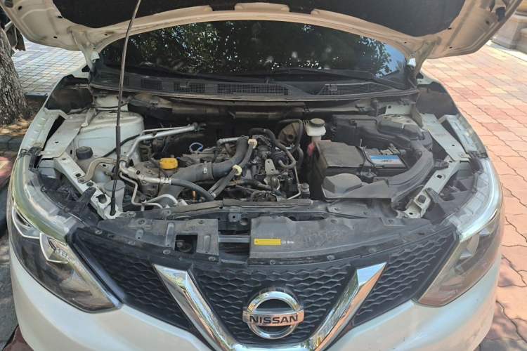 Used Nissan Qashqai 2016 1.2T Manual Fashion Edition Engine Bay