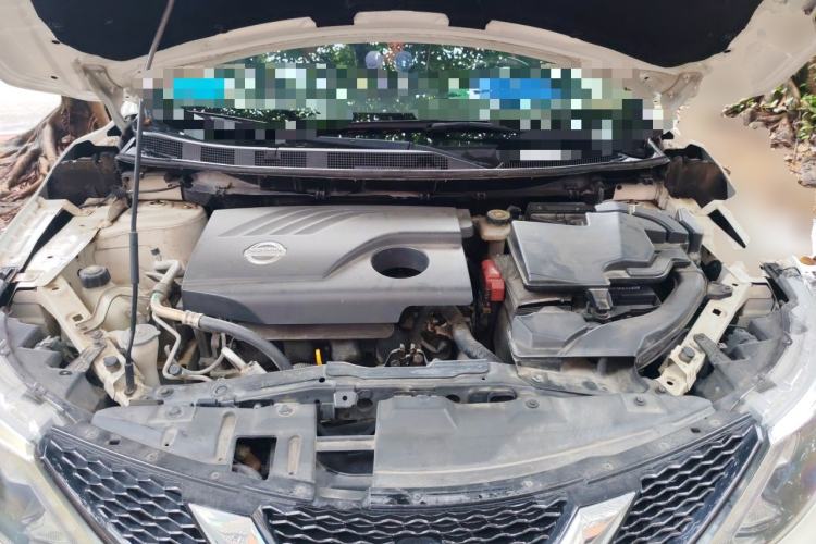 Used Nissan Qashqai 2016 2.0L CVT Elite Edition Engine Bay