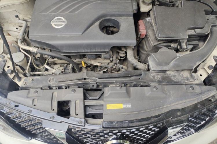 Used Nissan Qashqai 2016 2.0L CVT Elite Edition Engine Bay