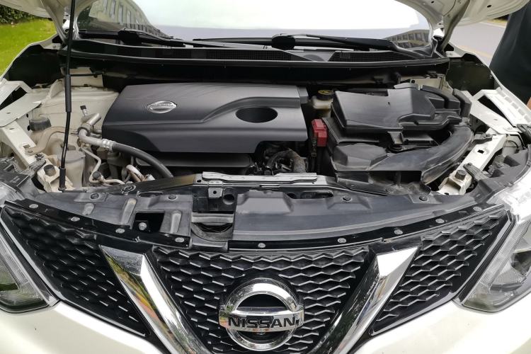 Used Nissan Qashqai 2016 2.0L CVT Luxury Edition Engine Bay