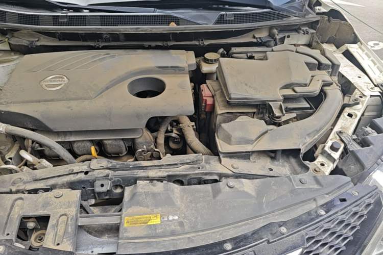 Used Nissan Qashqai 2016 2.0L CVT Luxury Edition Engine Bay Left