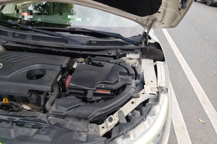 Used Nissan Qashqai 2016 2.0L CVT Luxury Edition Engine Bay Left