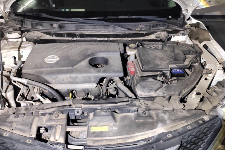 Used Nissan Qashqai 2016 2.0L CVT Elite Edition Engine Bay