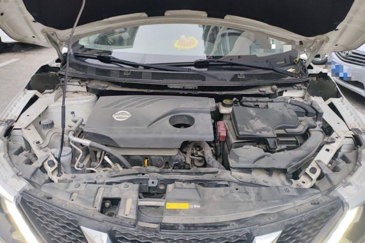 Used Nissan Qashqai 2016 2.0L CVT Elite Edition Engine Bay