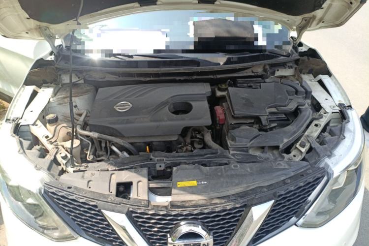 Used Nissan Qashqai 2016 2.0L CVT Elite Edition Engine Bay