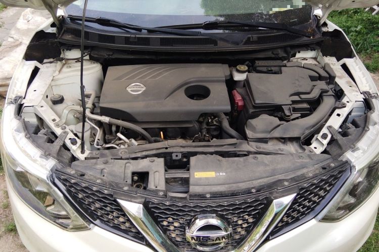 Used Nissan Qashqai 2016 2.0L CVT Luxury Edition Engine Bay