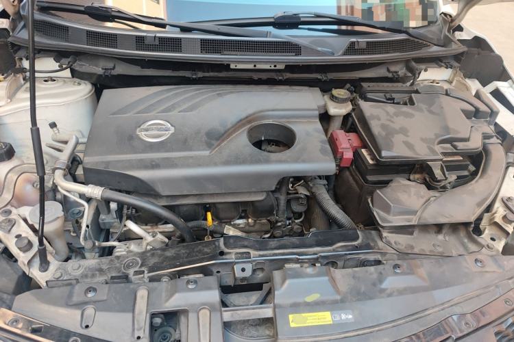 Used Nissan Qashqai 2016 2.0L CVT Elite Edition Engine Bay